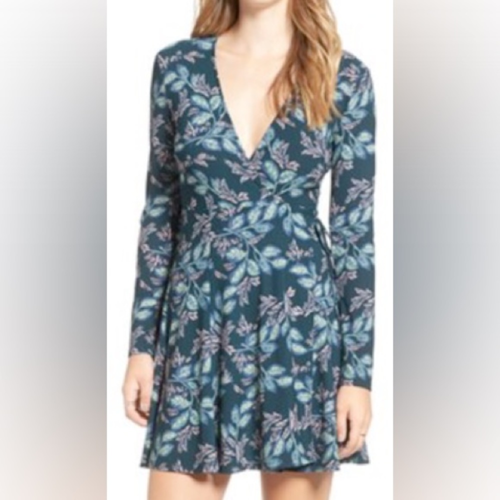 NWOT - Lish Floral Long Sleeve Wrap Dress
